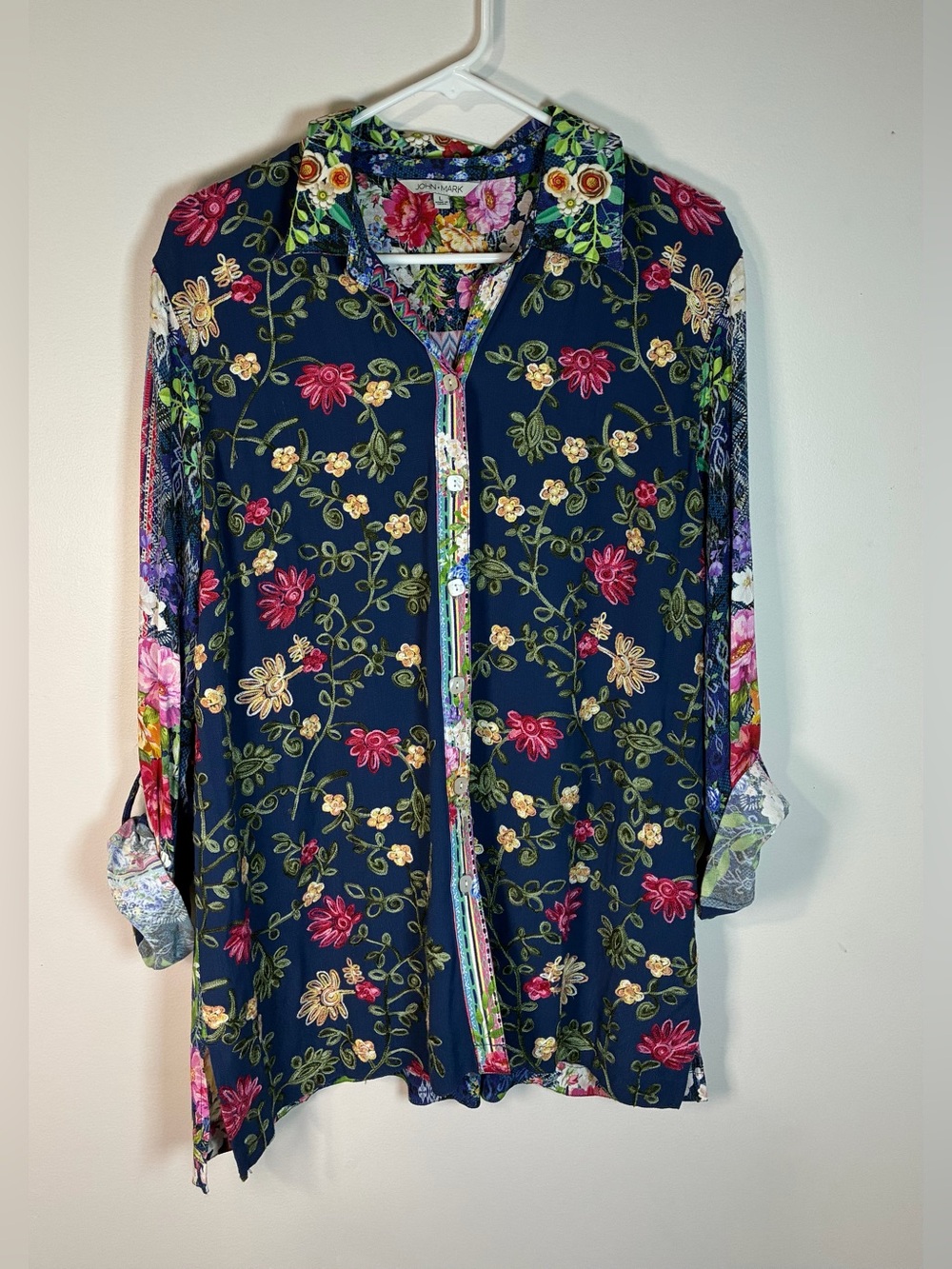 John Mark Embroidered Floral Button Down Shirt / Tunic, Blue, Women’s Large